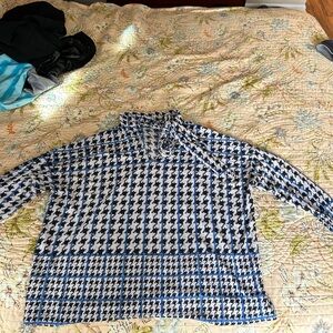 Nine West Women’s 9-5 work blouse